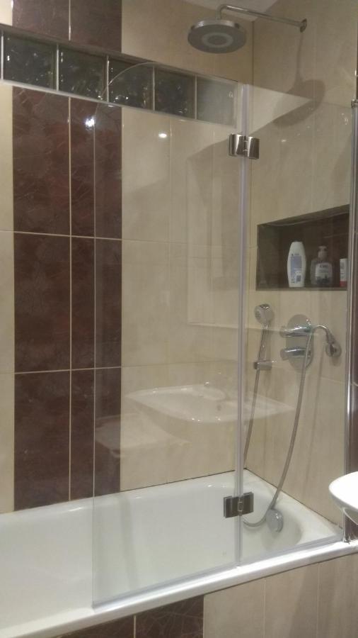 Old Summer House With Renovated Bathroom Prague Extérieur photo