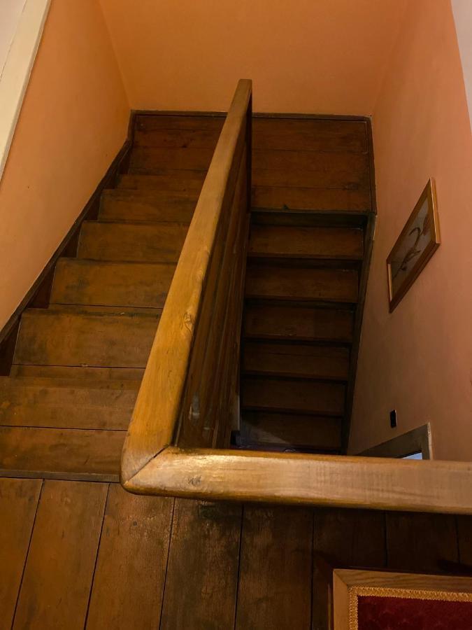 Old Summer House With Renovated Bathroom Prague Extérieur photo